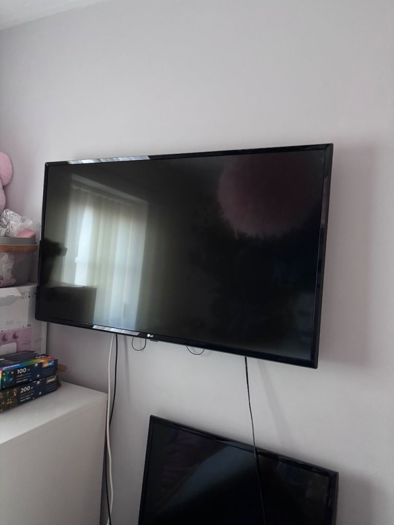 LG 43 inch tv 