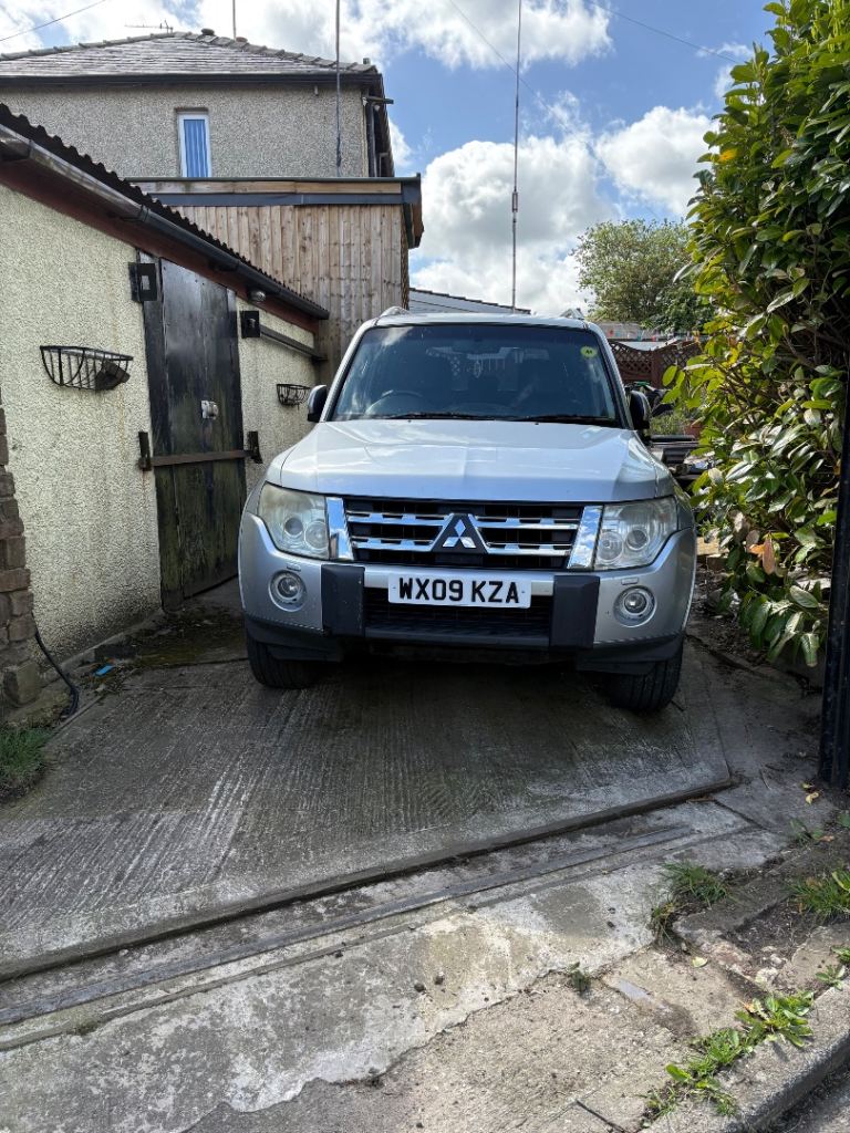 Mitsubishi, SHOGUN, Estate, 2009, Other, 3200 (cc), 5 doors
