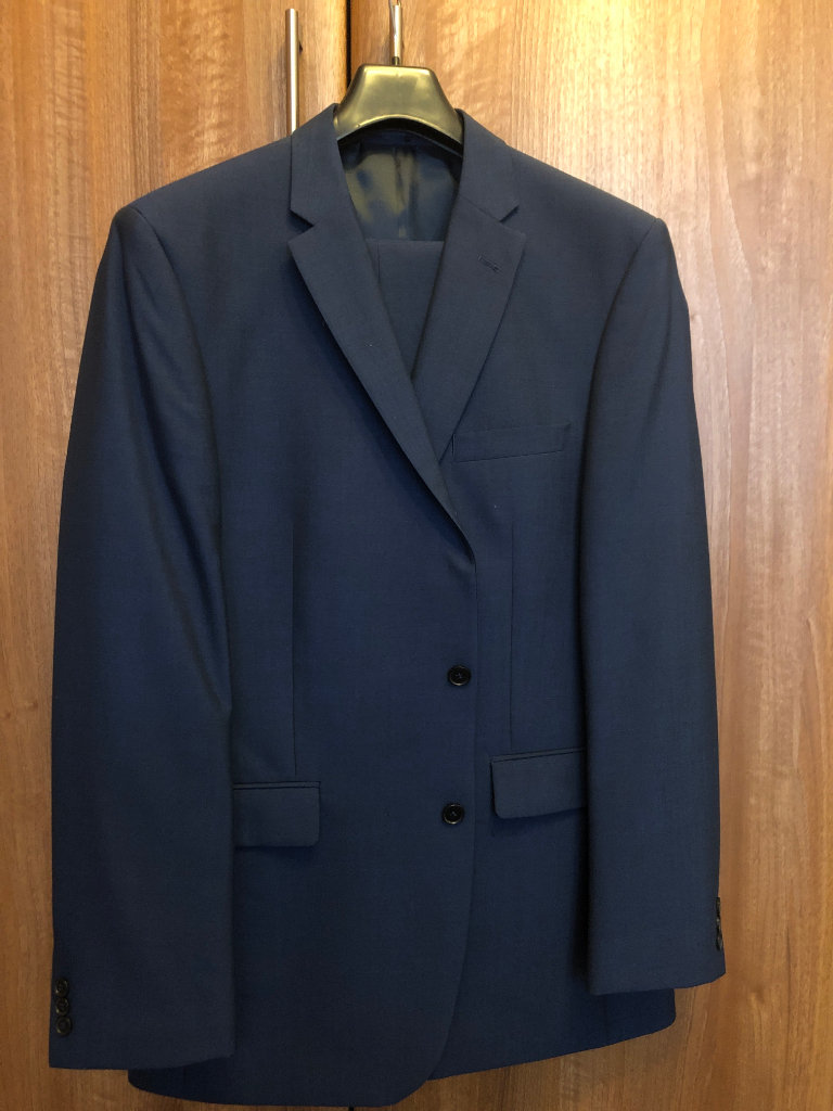 New Machine washable M&S suit