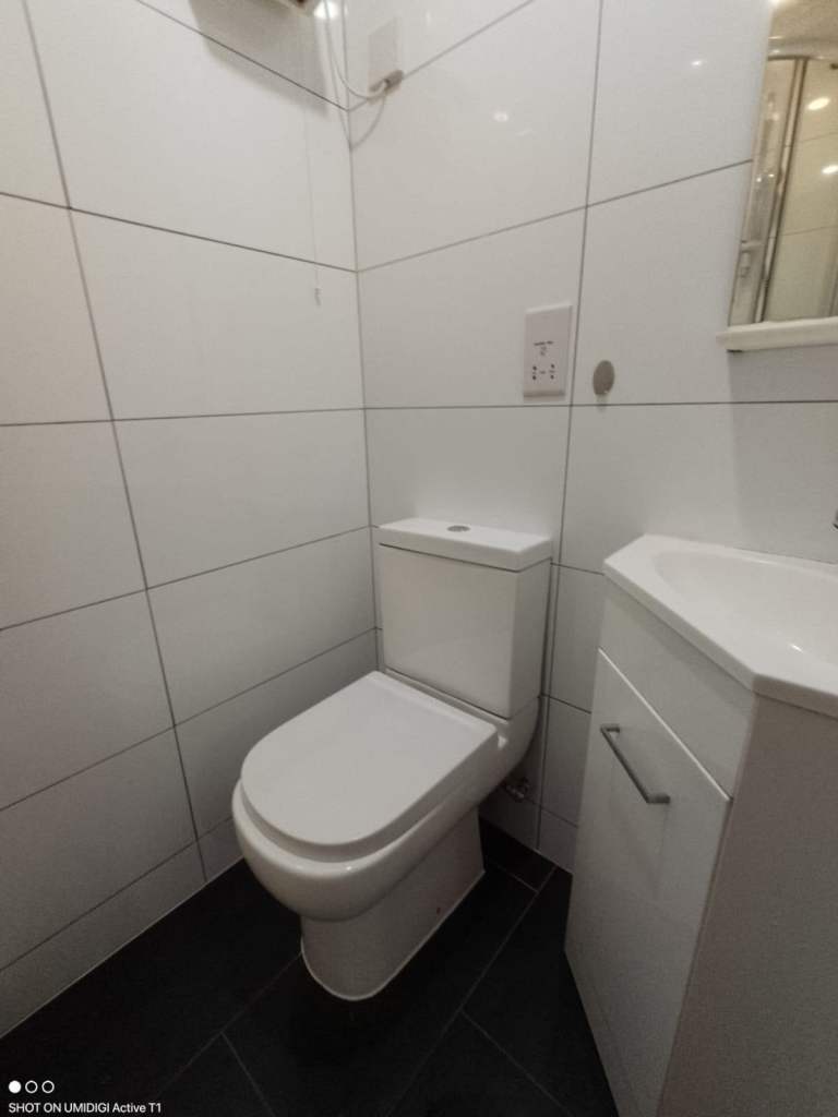 1 Bedroom Studio Flat to Rent in Hackney Area, (N16 6QP) DSS welcome (over 35 years)