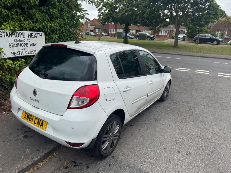 Renault, CLIO, Automatic , 2012, Other, 1598 (cc), 5 doors