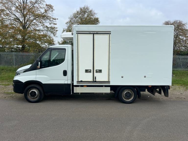 2019 Iveco Daily 35S14 FRIDGE/FREEZER VAN AUTOMATIC Temperature controlled Diesel Semi Automatic