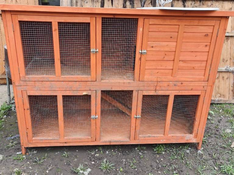 5ft rabbit hutch 