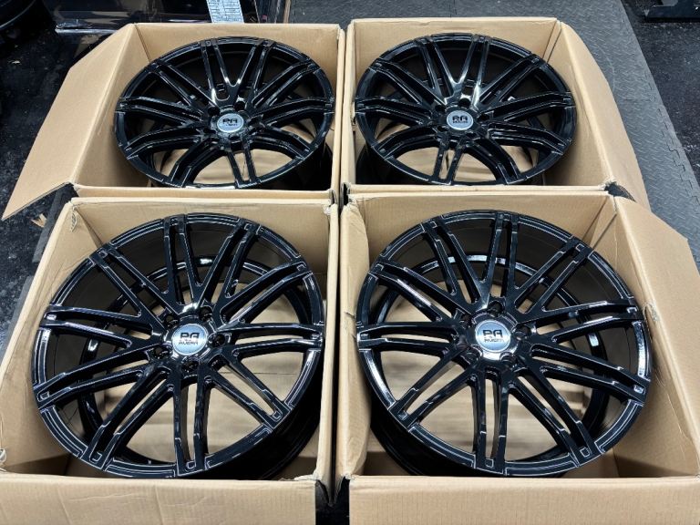 20” 5x120 Range Rover VW Transporter Alloys Black Concave Wheels Riviera RV120