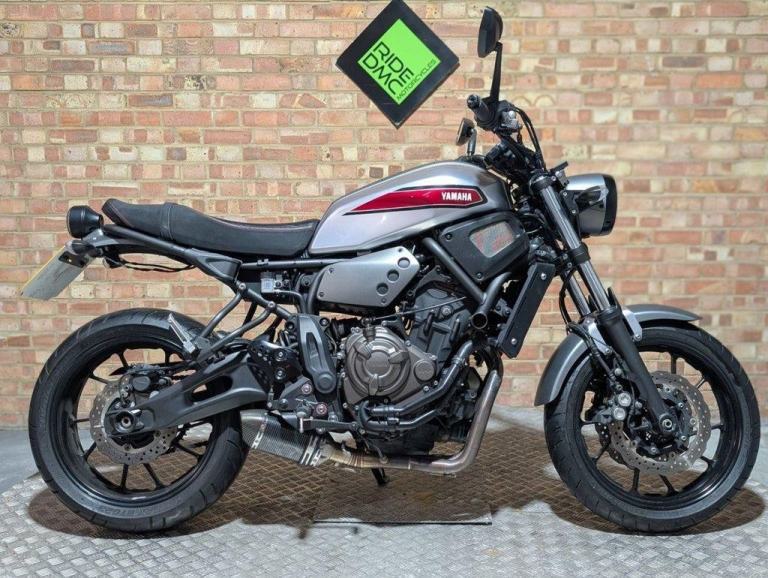 YAMAHA XSR700 LOW MILEAGE 2019- SPORTS EXHAUST - WARRANTY - LOVELY BIKE.