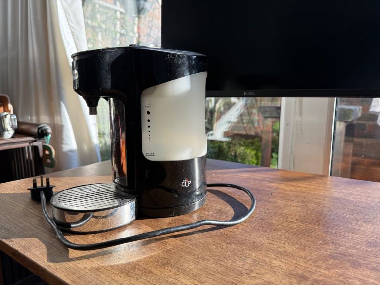 Breville HotCup Hot Water Kettle / Dispenser | 2.0L with 3kW Fast Boil & Variable Dispense 