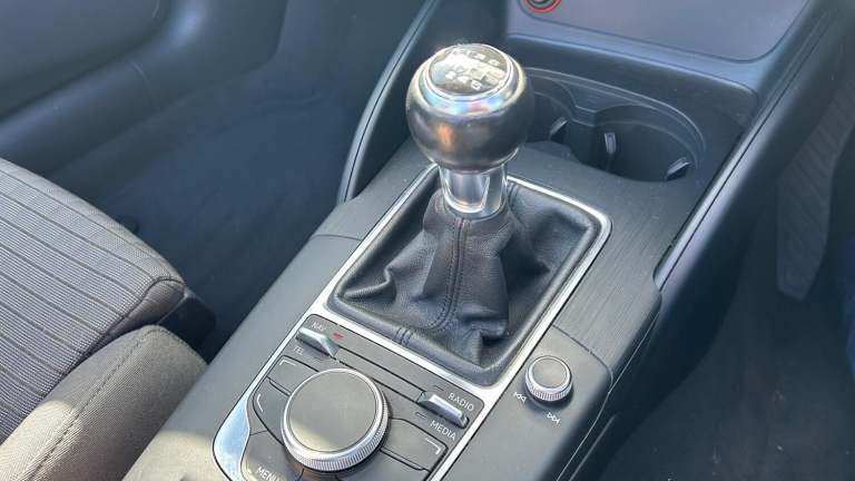 AUDI A3 1.6 TDI Sport 2015