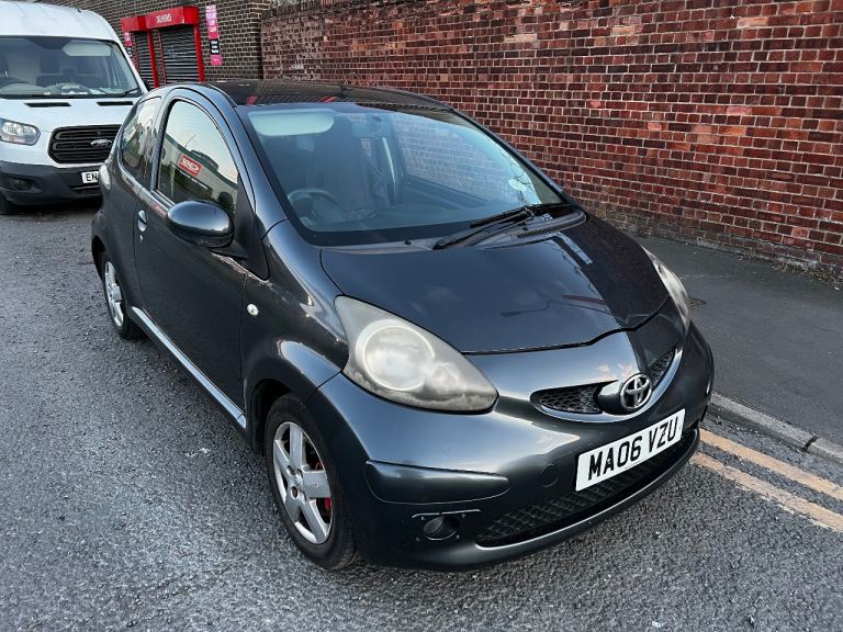 Toyota, AYGO, + new mot 