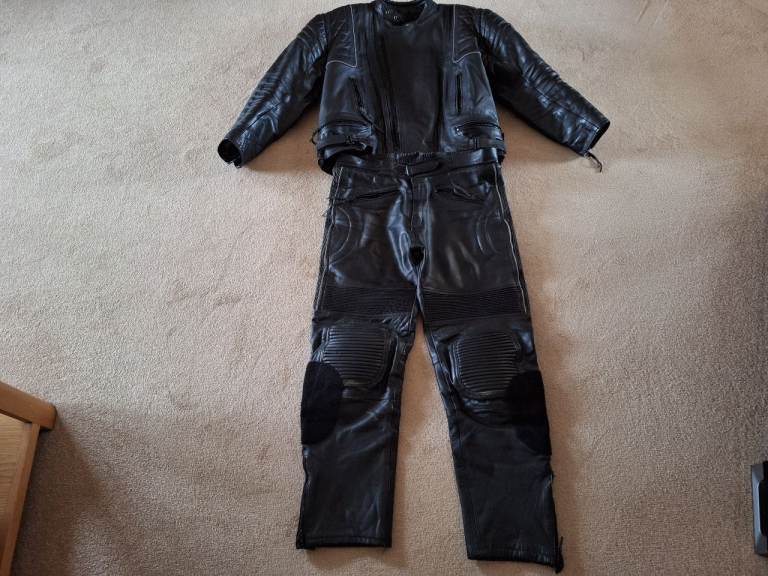 2 piece motor cycle leathers
