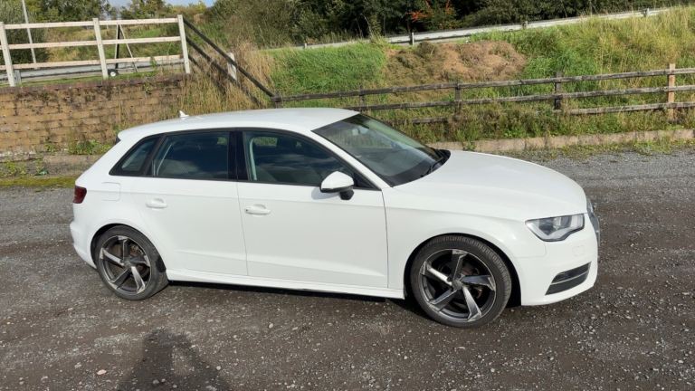 Audi, A3, Hatchback, 2016, Manual, 1598 (cc), 5 doors