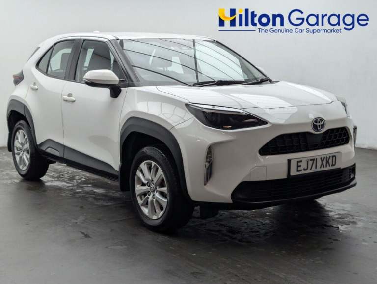 2022 Toyota Yaris Cross 1.5 VVT-h Icon SUV 5dr Petrol Hybrid E-CVT Euro 6 (s/s) (116 ps) PARKING ...