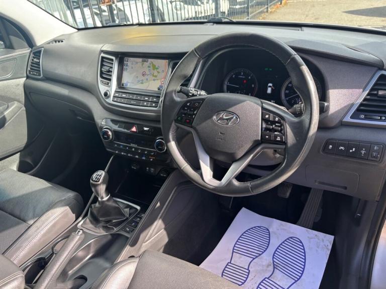 2016 Hyundai TUCSON 1.7 CRDi Blue Drive Premium SUV 5dr Diesel Manual Euro 6 (s/s) (116 ps) SUV D...