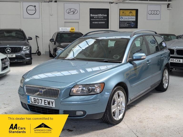 Volvo V50 D5 SE V50 2007 Full Service History Ultra Low Mileage RAC Warranty
