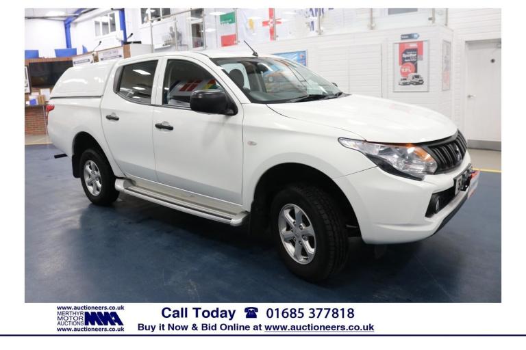 2017 Mitsubishi L200 4LIFE 2.4DI-D 150PS 4X4 5 SEAT DOUBLE CAB PICK UP C/W TRUCKMAN TOP (EURO 6) ...
