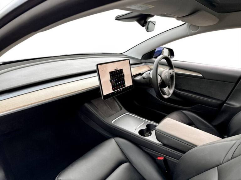 2022 Tesla Model 3 Long Range Saloon Electric Automatic