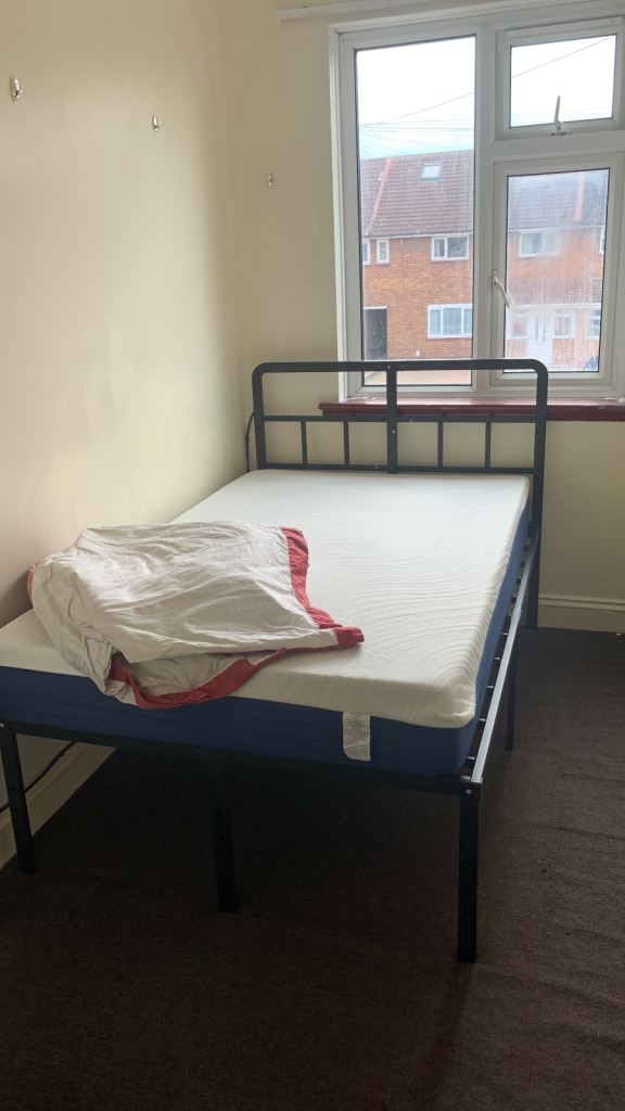 Furnished Room to Rent – Close to Stanmore & Harrow & Wealdstone Stations – All Bills Included