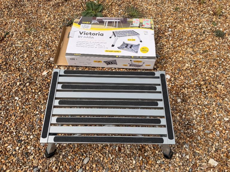 HABA Victoria Foldable Aluminium Camping Step – New in Box