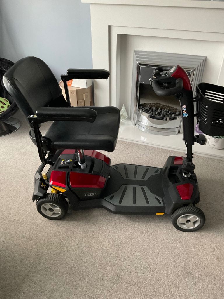 Pride mobility boot scooter only 4 months old as new free delivery 