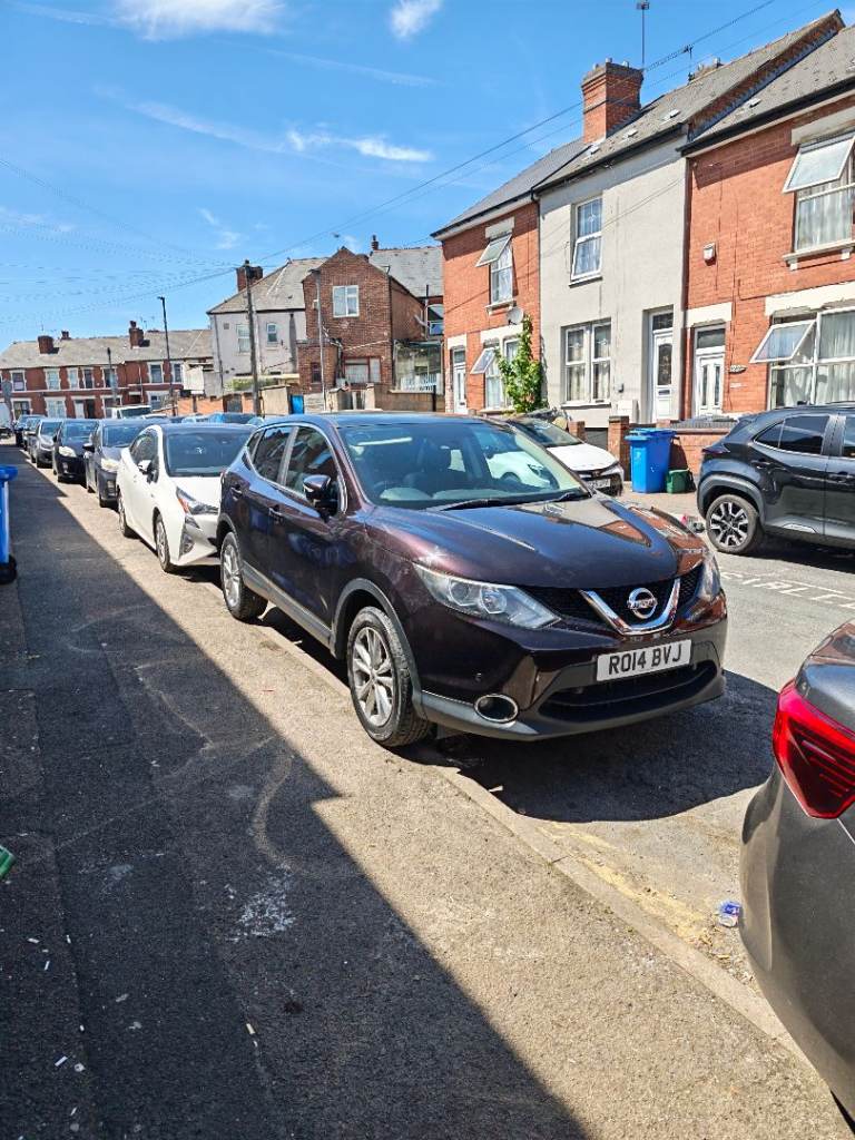 Nissan, QASHQAI, Hatchback, 2014, Manual, 1197 (cc), 5 doors