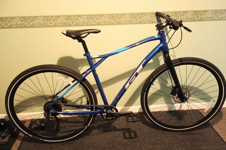 GT transeo hybrid gravel bike 1x9 speed near new 52cm