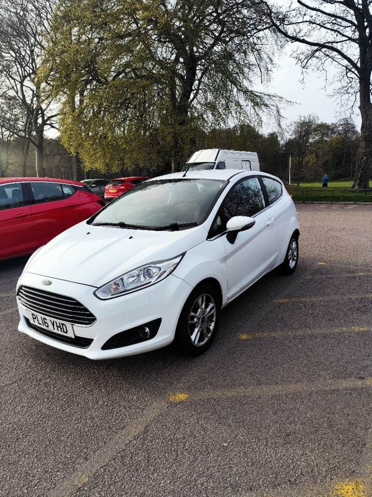 Ford, FIESTA, Hatchback, 2016, Manual, 998 (cc), 3 doors