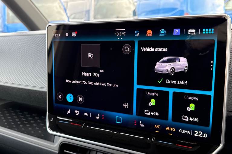 2025 Volkswagen ID. Buzz Cargo 210kW Commerce 79kWh Auto Van ELECTRIC Automatic