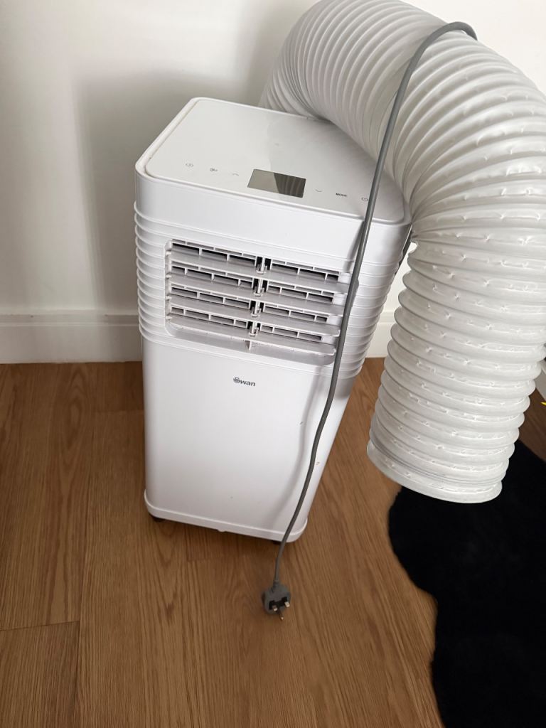 Swan 7000BTU Portable Air Conditioning Unit