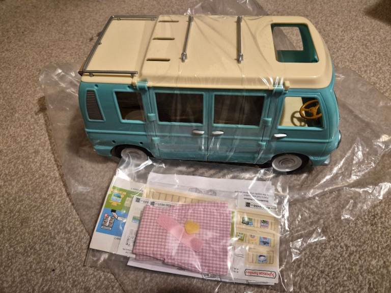 Sylvanian Families Campervan (New, no box)