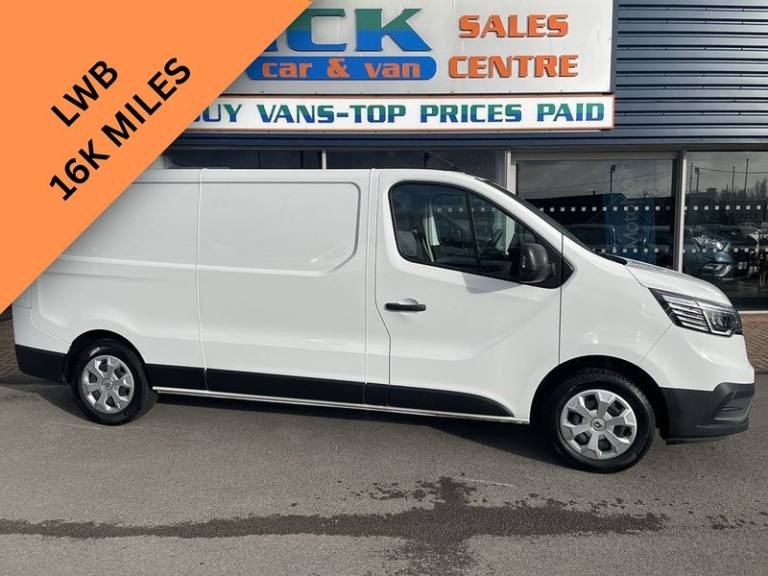2022 Renault Trafic 2.0 dCi Blue LL30 Business+ Panel Van 5dr Diesel Manual L2 H1 Euro 6 (s/s)  P...