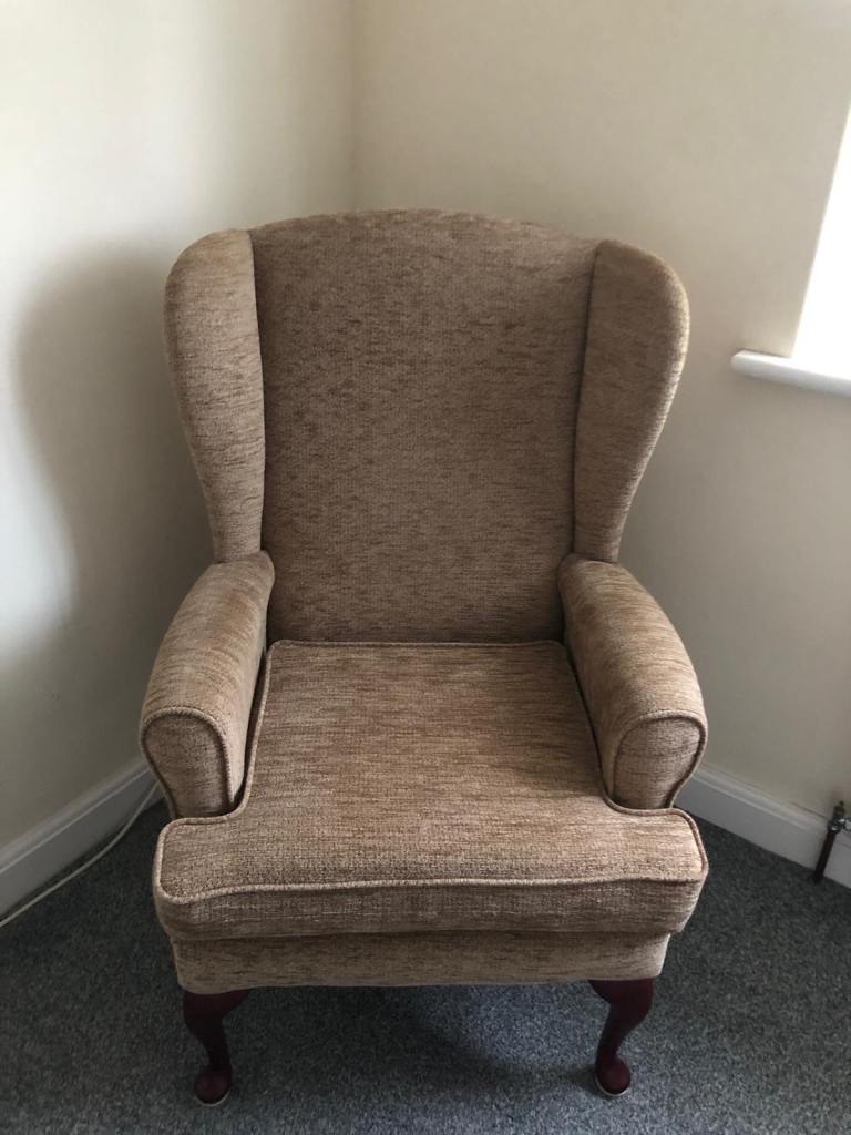 Classic Wingback Armchair – Beige Fabric – Good Condition 