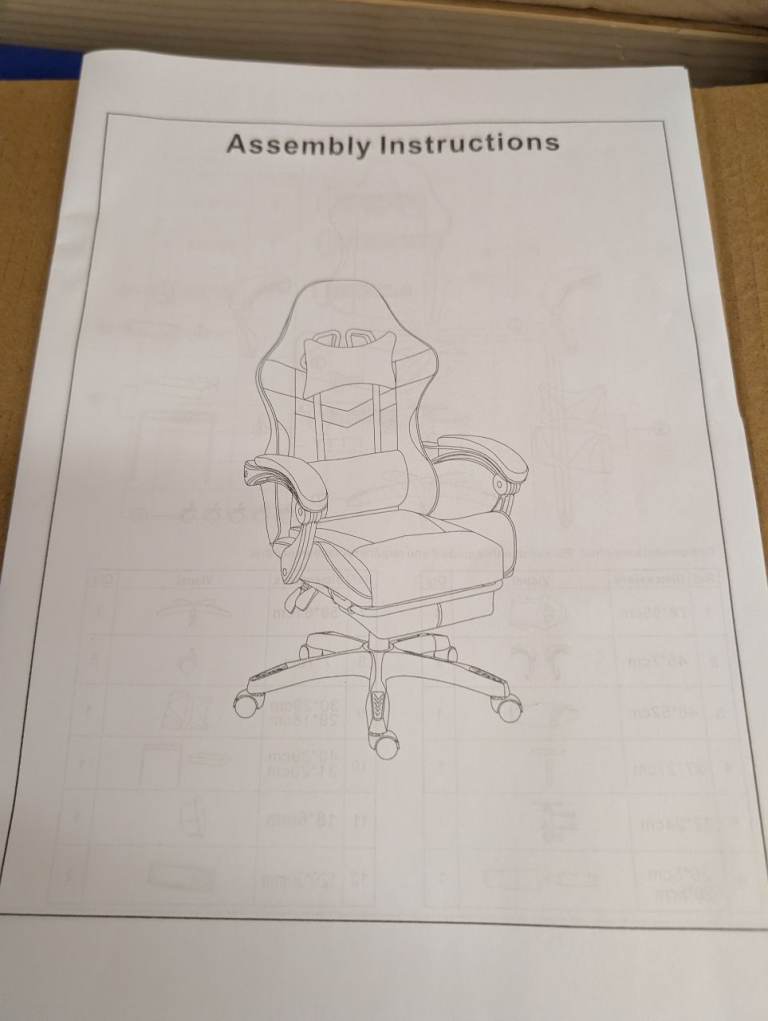 Gaming chair - BRAND NEW