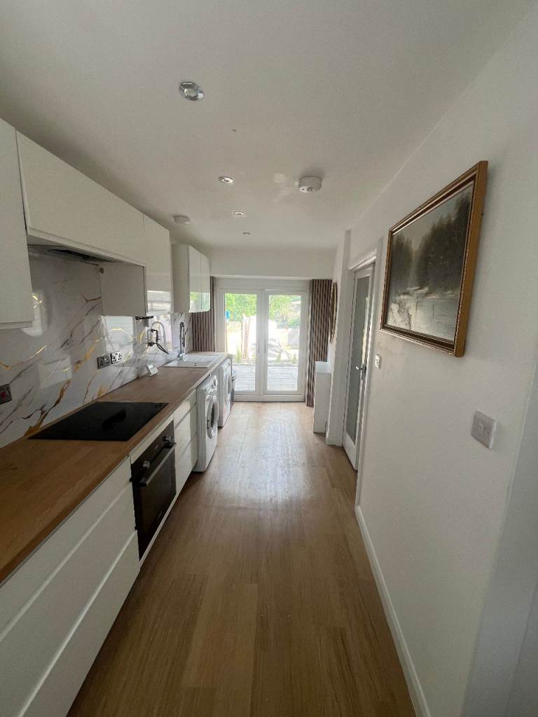 ✨ Small Dounle Room – BS39 – All Bills Included (£550pcm) ✨