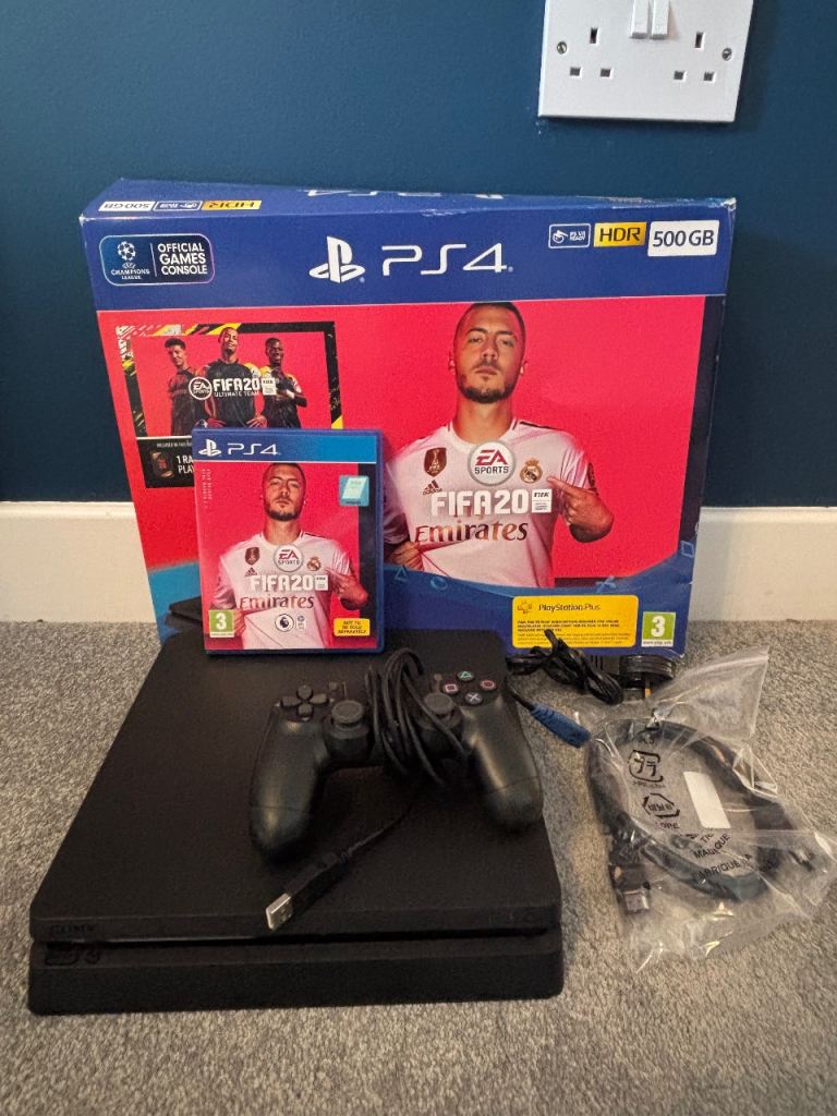 PS4 - 500GB