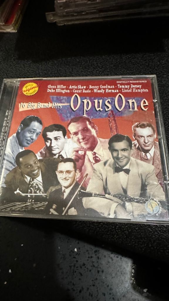 23 CDs jazz Count Basie Rat Pack Frank Sinatra Glen miller 