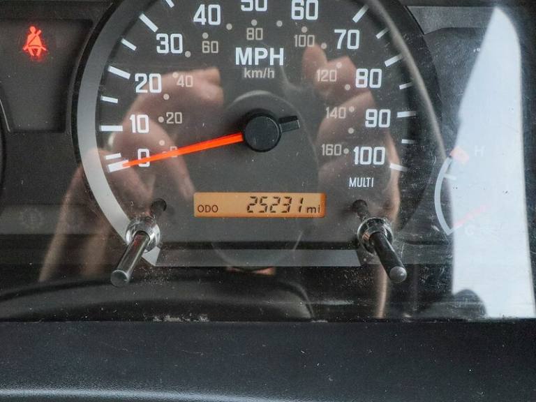 2023 Isuzu Grafter N.35 150T DRW 3.0TD 14'1/ 4.3M LWB XHIGH CURTAIN SIDE BOX VAN, Rev Cam, Ai Cur...