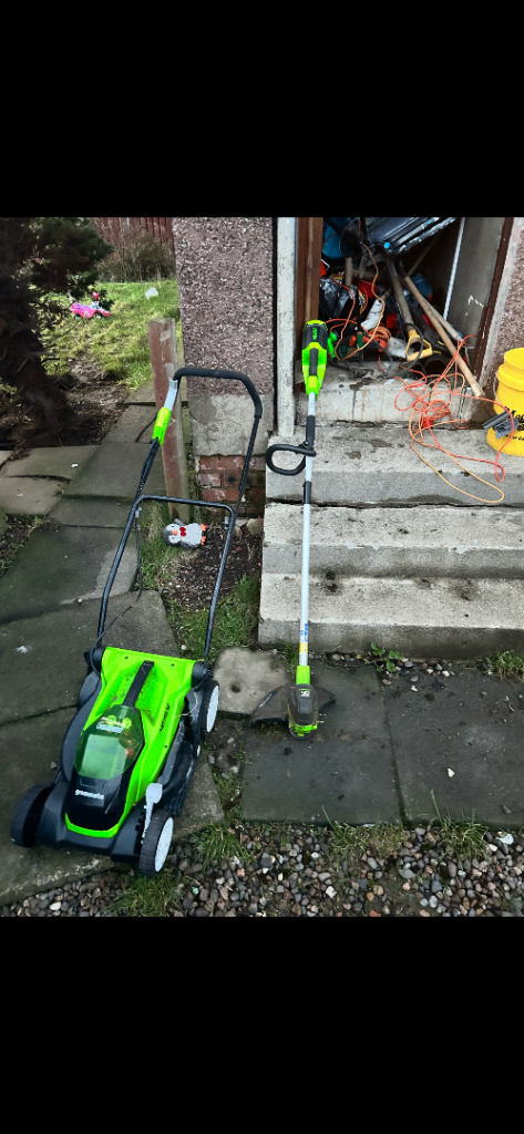 Lawnmower and strimmer with rechargeable bateries