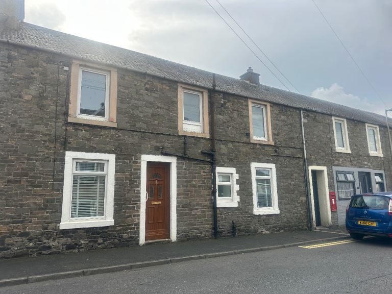 2 bedroom flat, Drumlandrig place, Hawick