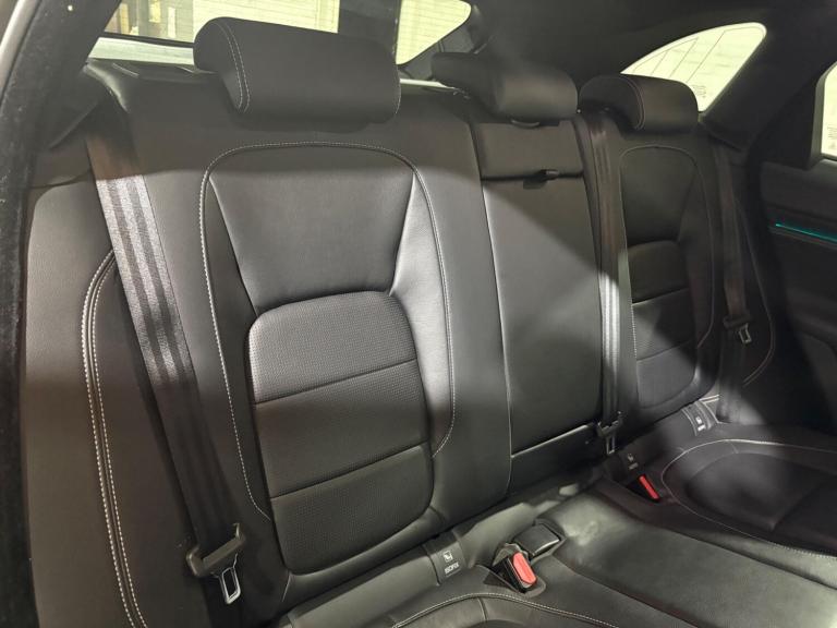 2017 Jaguar F-Pace 2.0 D180 R-Sport AWD Euro 6 (s/s) 5dr ESTATE Diesel Manual