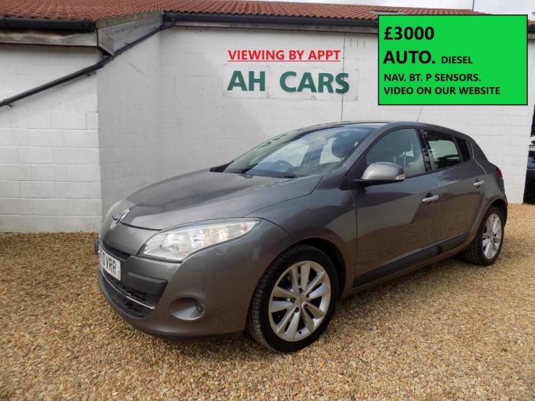 2010 Renault Megane 2.0 dCi Privilege TomTom 5dr Auto HATCHBACK Diesel Automatic