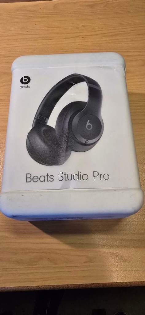 BEATS STUDIO PRO WIRELESS HEADPHONES