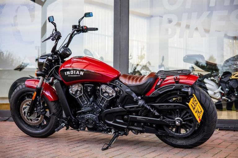 Indian Scout BOBBER ! LOW MILES ! EXTRAS ! STUNNING