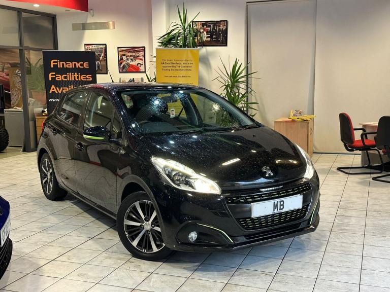 PEUGEOT 208 1.2 PureTech XS Lime 2016