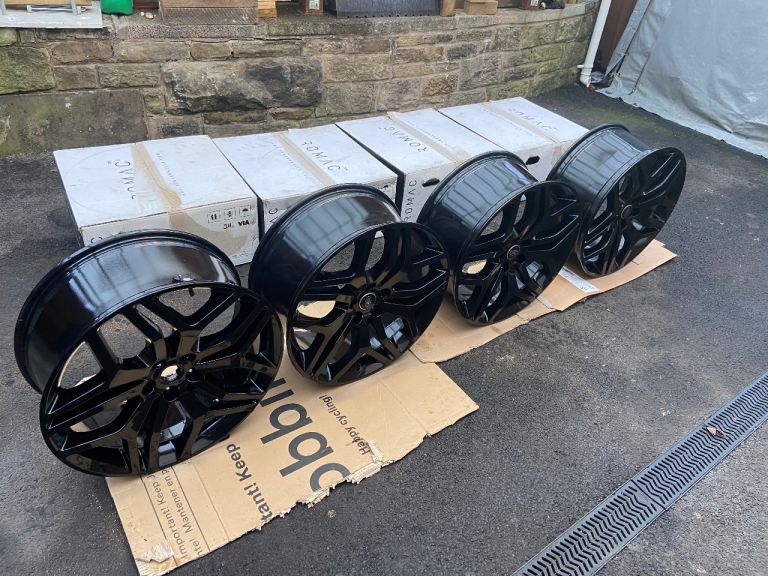 Range Rover Sport autobiography dynamic 22” alloys