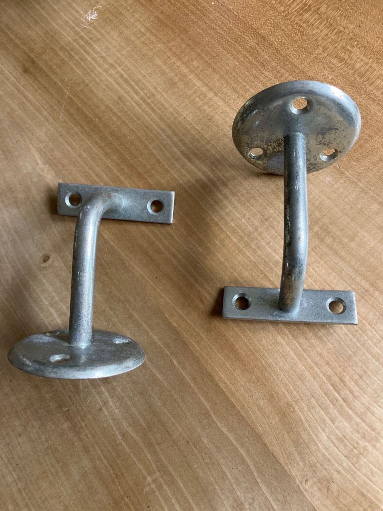 Handrail brackets