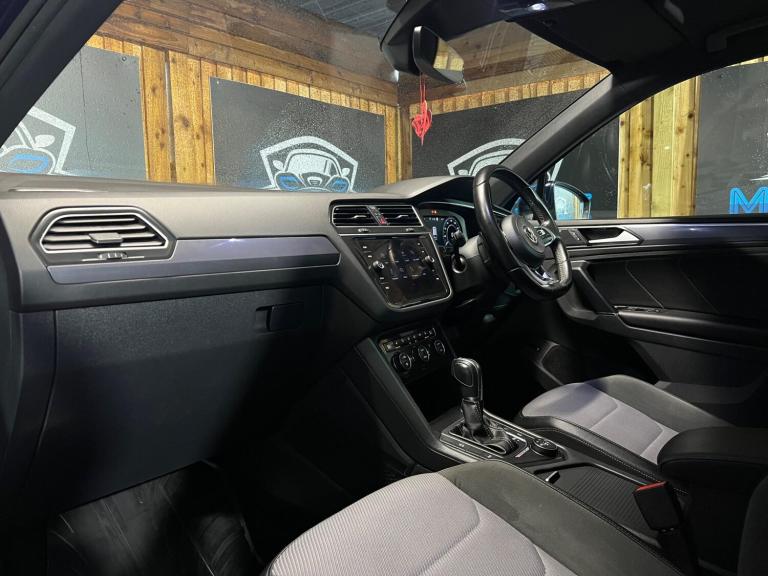 2018 Volkswagen Tiguan 2.0 TDI R-Line DSG 4Motion Euro 6 (s/s) 5dr ESTATE Diesel Automatic