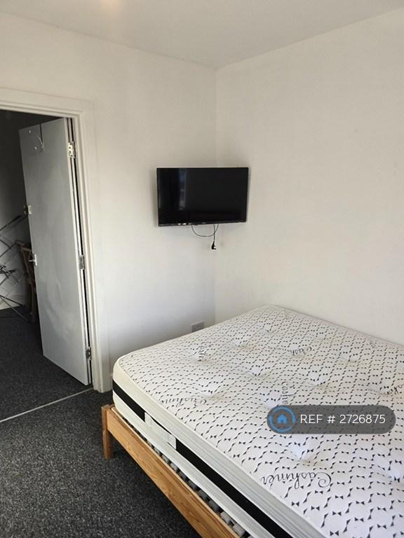 1 bedroom in Coberley, Bristol, BS15 (#2726875)