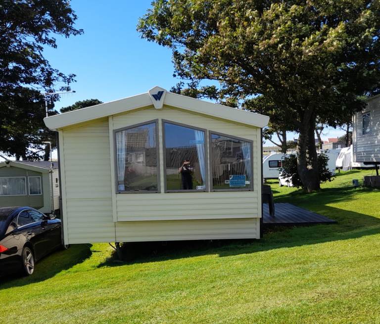 HOLIDAY IN A STATIC CARAVAN NEAR WEYMOUTH