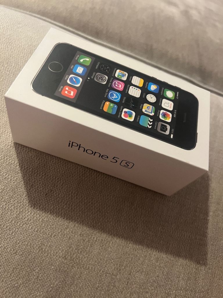 Apple iPhone 5s - 16GB - Space Gray
