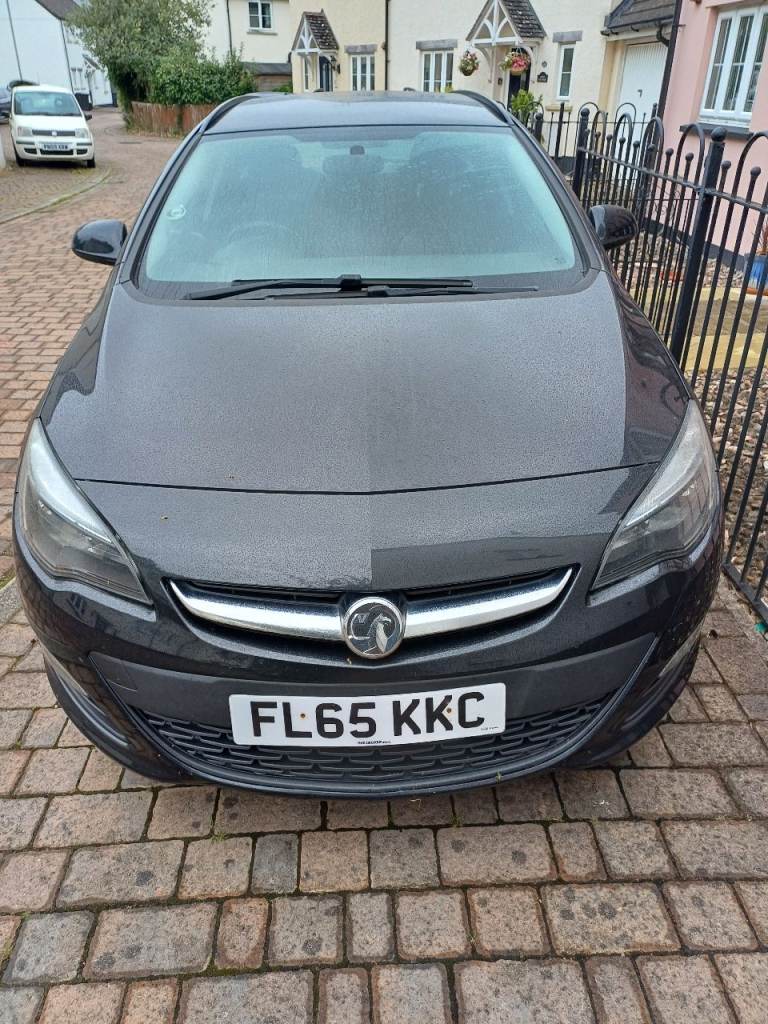 Vauxhall, ASTRA, Estate, 2015, Manual, 1598 (cc), 5 doors