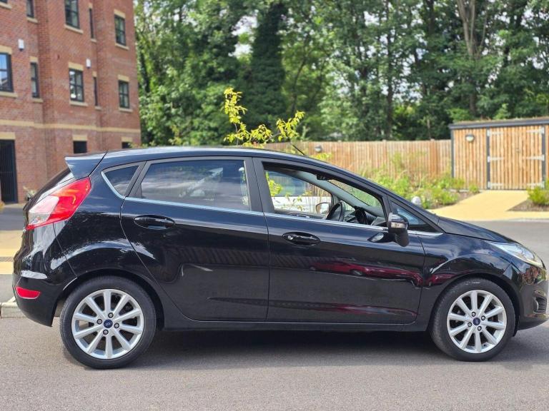 FORD FIESTA 1.0T EcoBoost Titanium Euro 6 (s/s) 5dr 2015